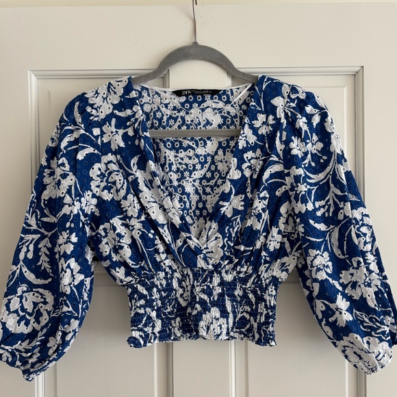 Floral Blue Women's Top - Picture 2 of 4